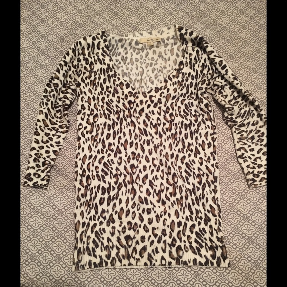 Cheetah print top with half sleeve